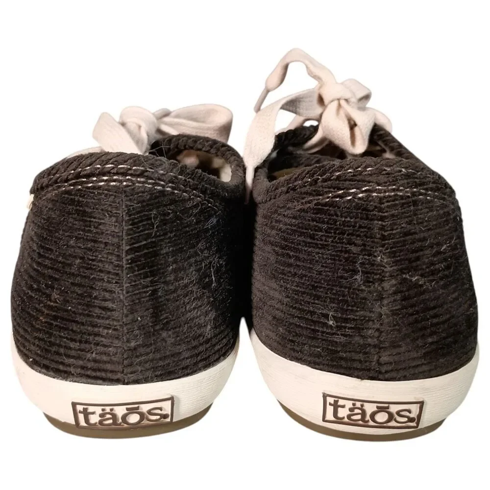 Taos Guest Star Sneakers Womens 7 Black Corduroy Lace Up Walking Shoes